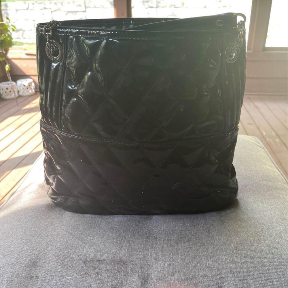 Handbag - Picture 3 of 3